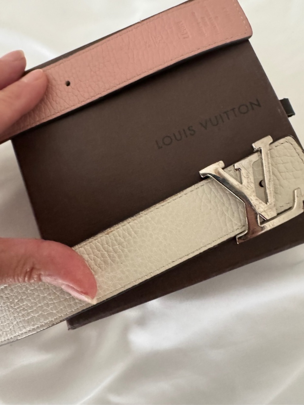 Louis Vuitton reversible belt
